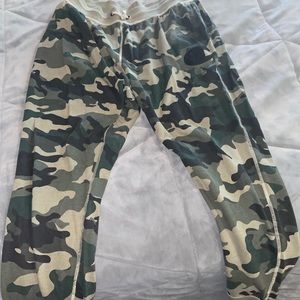 Camo champion sweatpants